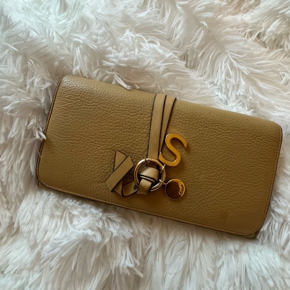 Chloe Authentic Wallet - Picture 15 of 16